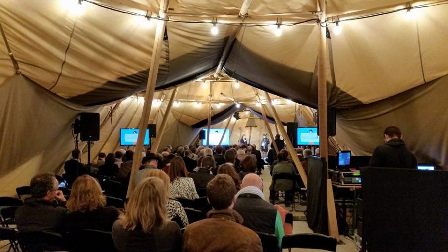 location tipi Stratus pour une conférence
